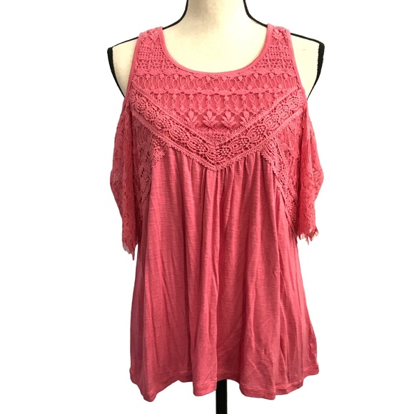 Xhilaration Tops - Xhilaration Coral Lace Cold Shoulder Top